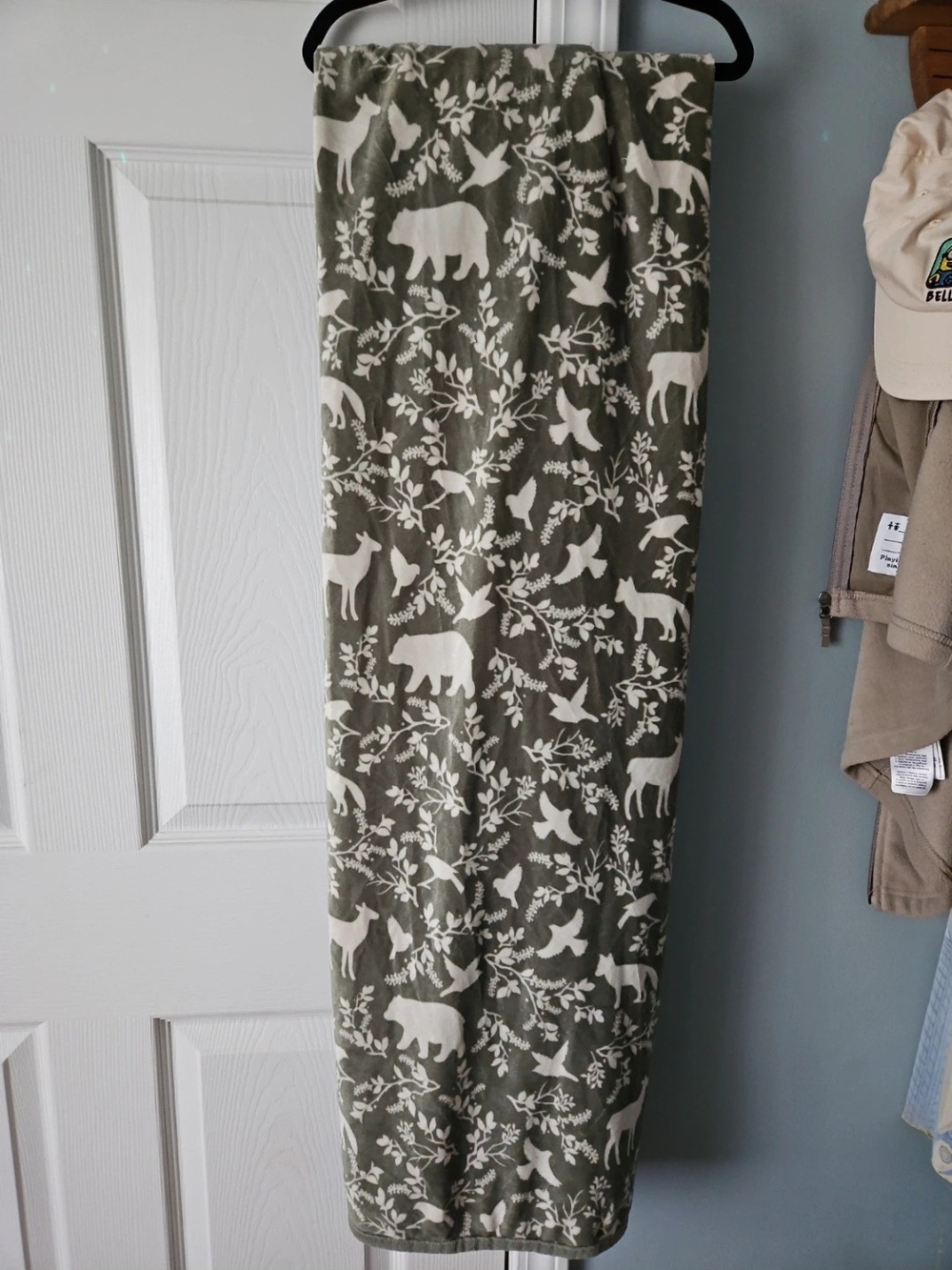 H&M Olive Green and Cream Woodland Animal Fleece Blanket